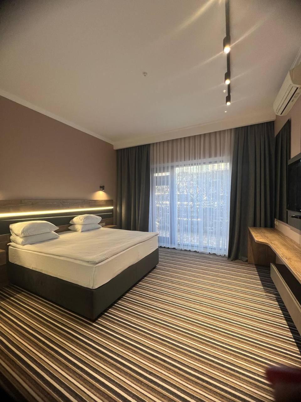 Sapar Standart Hotel ชุมเกนท์ ภายนอก รูปภาพ