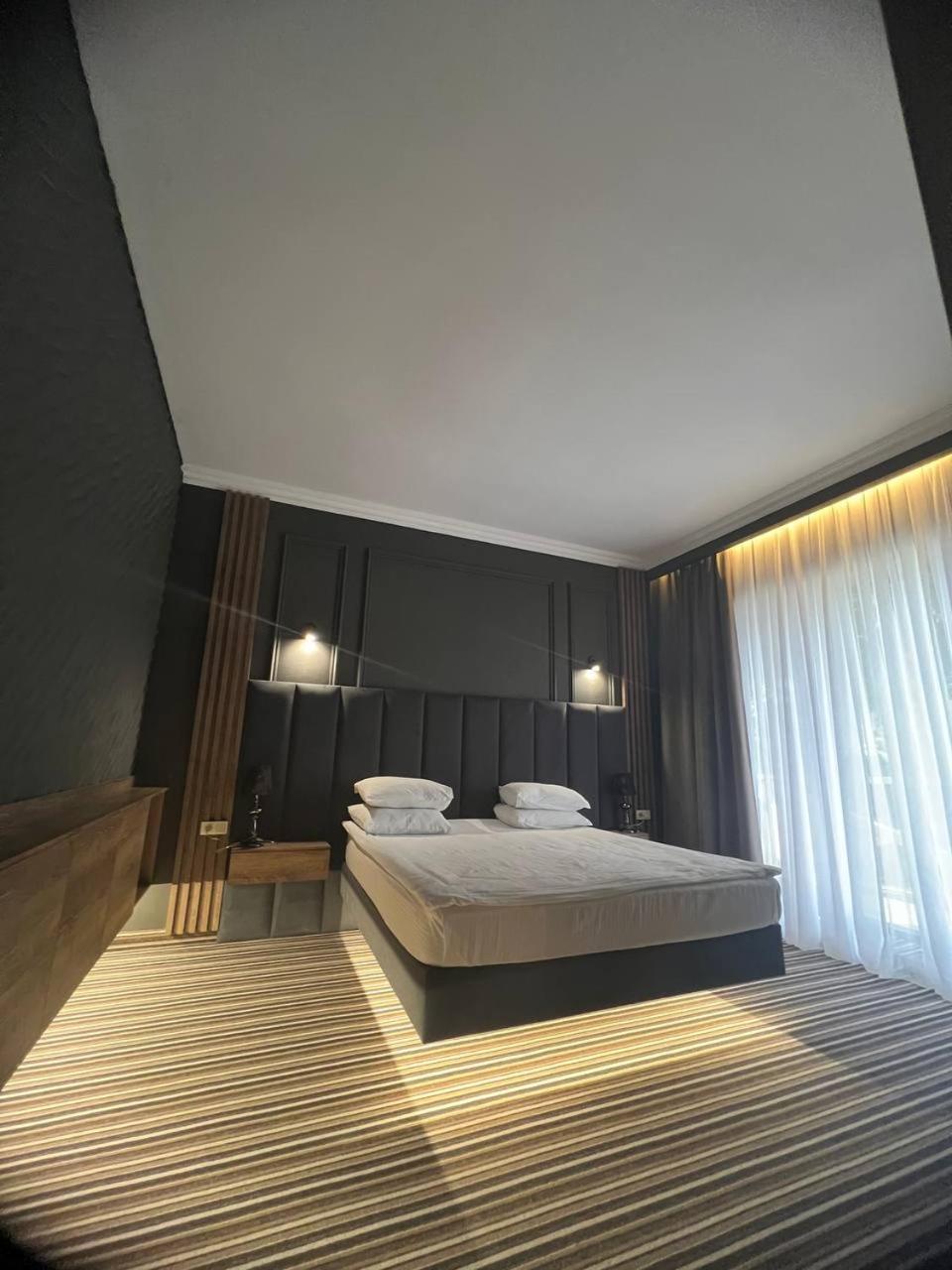 Sapar Standart Hotel ชุมเกนท์ ภายนอก รูปภาพ