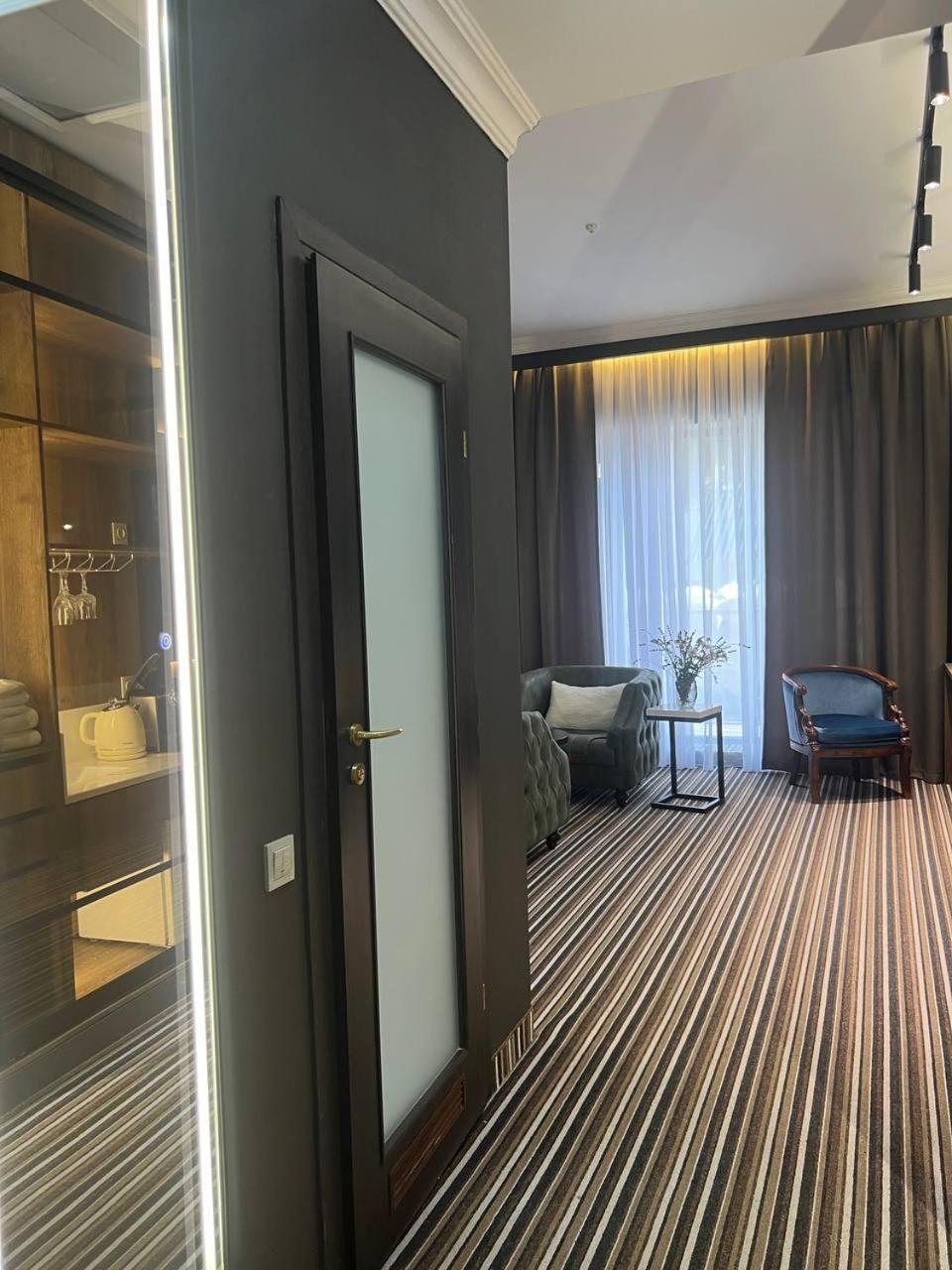 Sapar Standart Hotel ชุมเกนท์ ภายนอก รูปภาพ