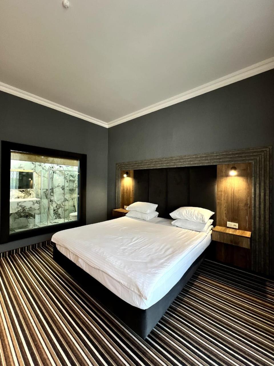 Sapar Standart Hotel ชุมเกนท์ ภายนอก รูปภาพ